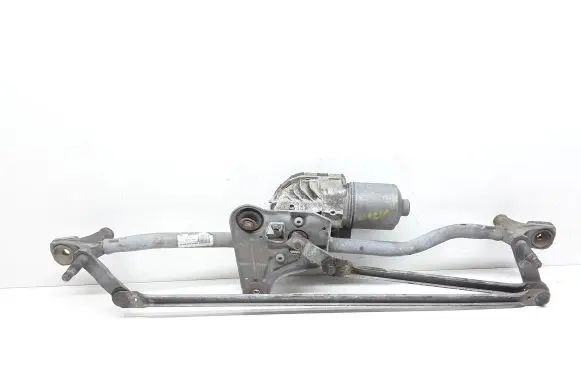Volvo V70 Front wiper linkage and motor 30796358 3397020958 1397220668