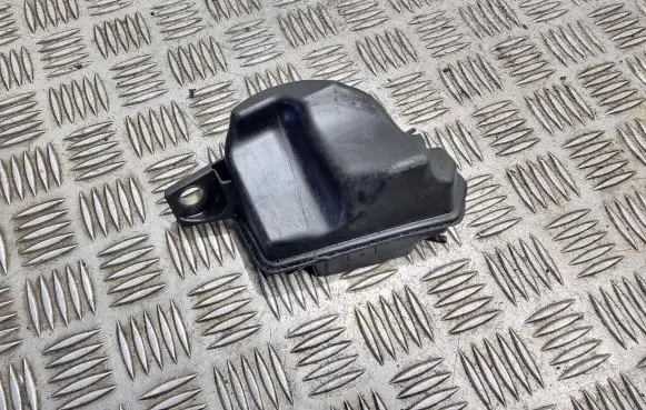Vacuum air tank