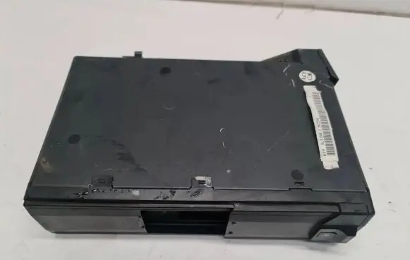 Mercedes-Benz S W220 CD/DVD changer A0028207989 MC3198