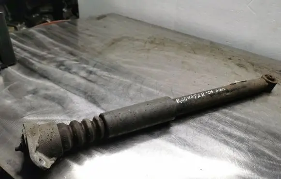Rear shock absorber/damper