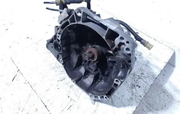 Dacia Sandero Manual 5 speed gearbox JH3-351 320101204R