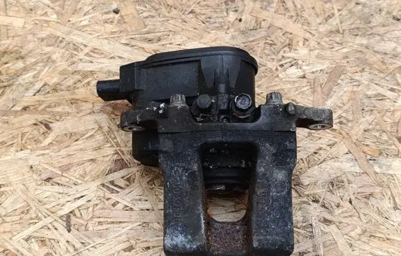 Hyundai i40 Rear brake caliper 