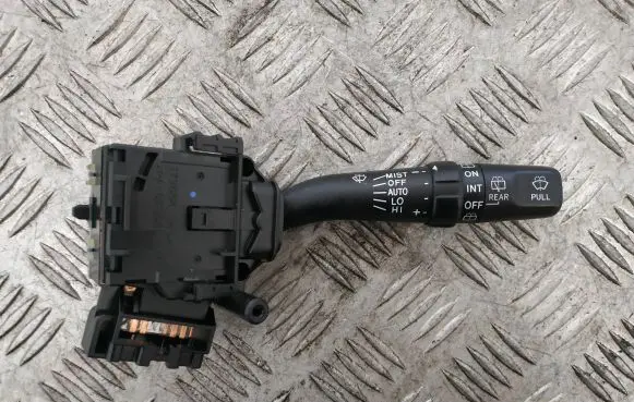 Toyota Avensis T250 Wiper speed switch 8465205170