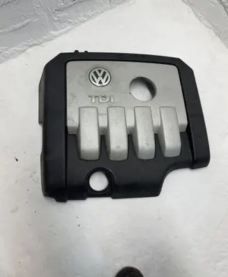 Volkswagen Touran I Engine cover (trim) VW03G103925AE 03G103925AG 03G103925AF