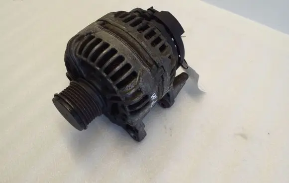 Ford Galaxy Generator/alternator 028903030A