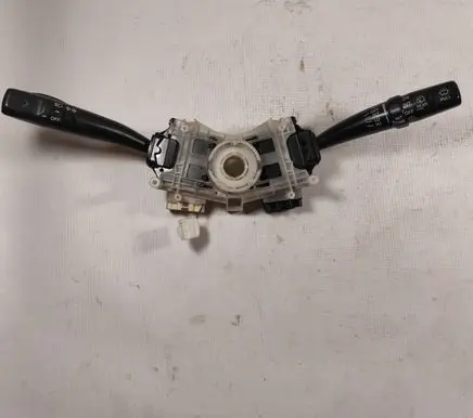 Toyota Corolla E110 Wiper turn signal indicator stalk/switch 843101E460