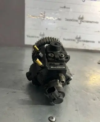 Opel Vectra C Fuel injection high pressure pump 0445010097 0055204599 0381122