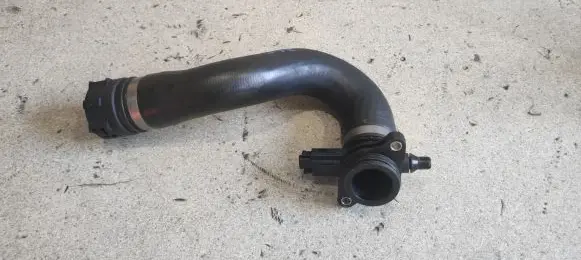 BMW X4M F98 Engine coolant pipe/hose 8054852