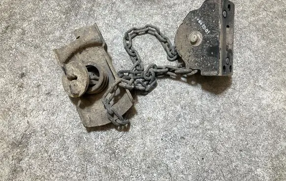 Toyota Hilux (AN120, AN130) Spare wheel mounting bracket 