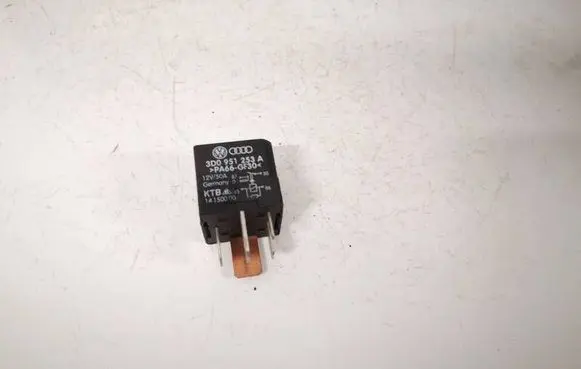 Skoda Octavia Mk2 (1Z) Other relay 3D0951253A