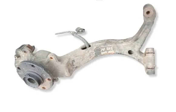 Volkswagen PASSAT B5 Front wheel hub spindle knuckle 8D0407258AC