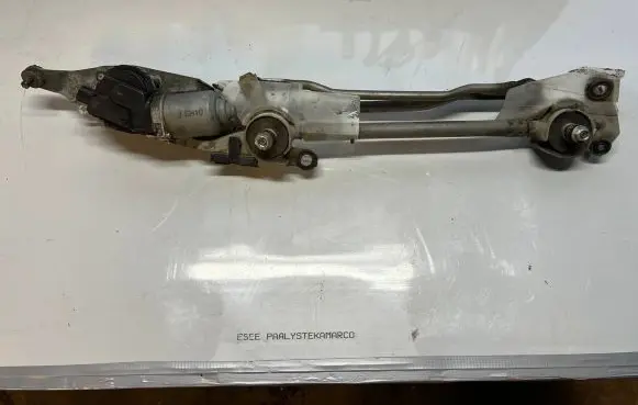Mazda CX-7 Front wiper linkage and motor 159300-1260 1593001260