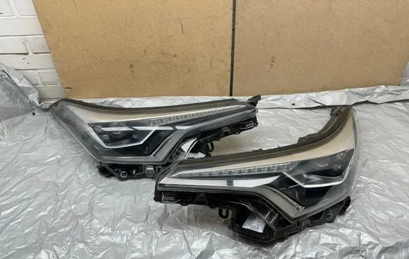 Toyota C-HR I Headlight/headlamp 81160F4071 81130F4390