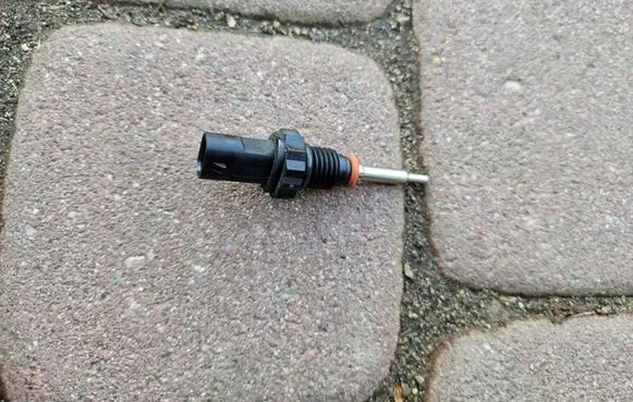 BMW 3 G20 G21 Intake air temperature sensor 8626176
