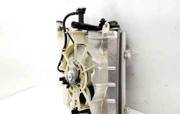Toyota Aygo AB40 Radiator set 163600Q021A CZ4221753582