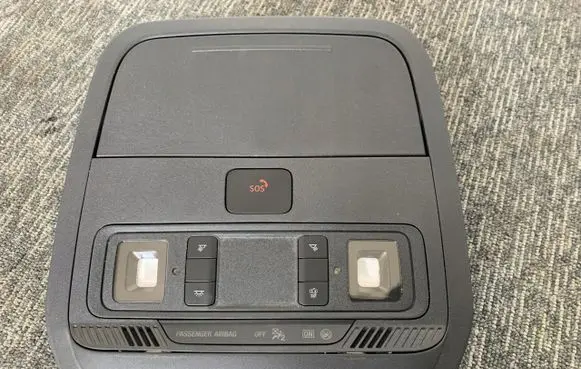 Ford Mustang VI Front seat light