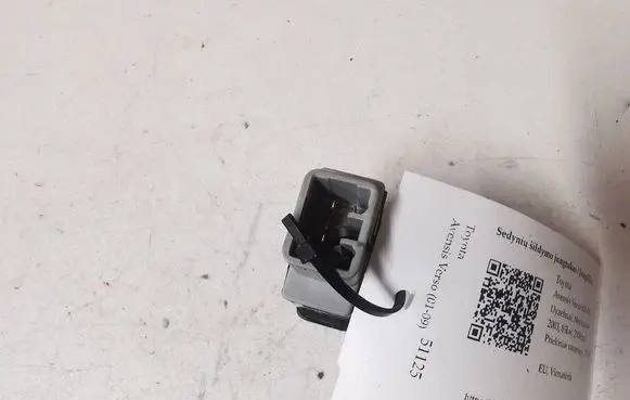 Toyota Avensis Verso Seat heating switch 191333 4650H15
