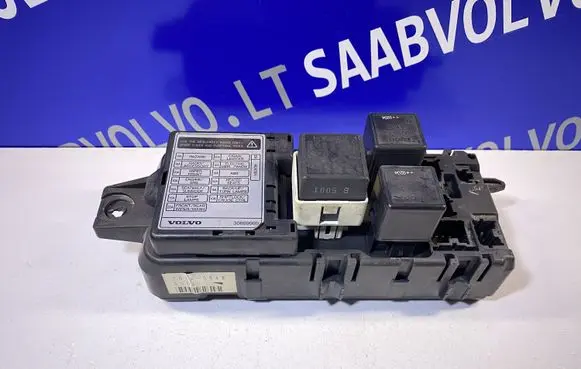 Volvo S40, V40 Fuse box set 30889989