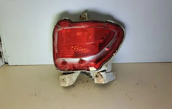 Toyota RAV 4 (XA30) Tailgate rear/tail lights