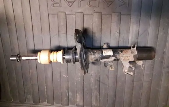 Renault Kadjar Front shock absorber/damper 543034EA3A