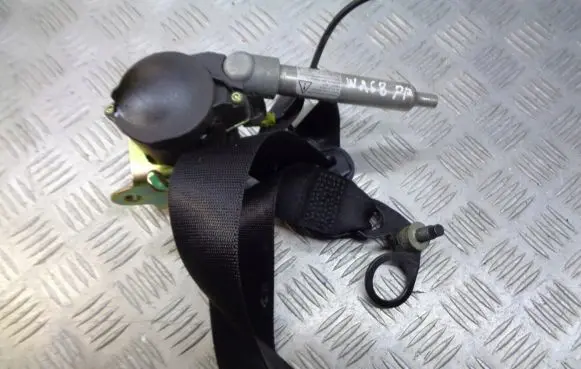Mercedes-Benz A W168 Front seatbelt
