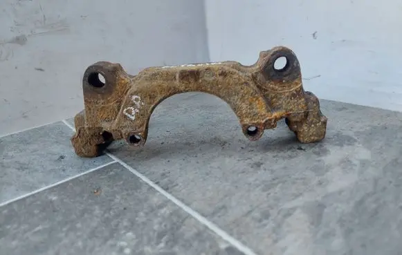 Skoda Octavia Mk2 (1Z) Front Brake Caliper Pad/Carrier 