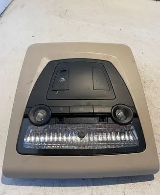 BMW 5 F10 F11 Front seat light 1033608093 C830804
