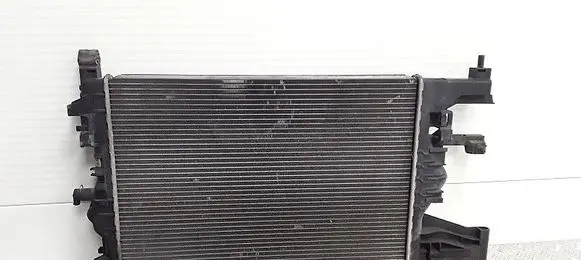 Coolant radiator