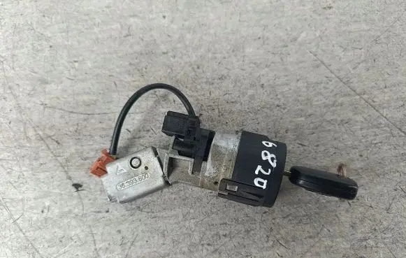 Peugeot 207 Ignition lock 36393600