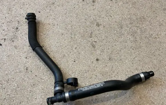 Mercedes-Benz E W238 Engine coolant pipe/hose A2575012100