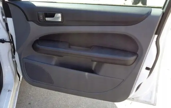 Ford Focus Other interior part 5891940