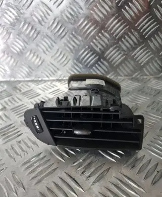 Opel Astra K Dash center air vent grill 39046555