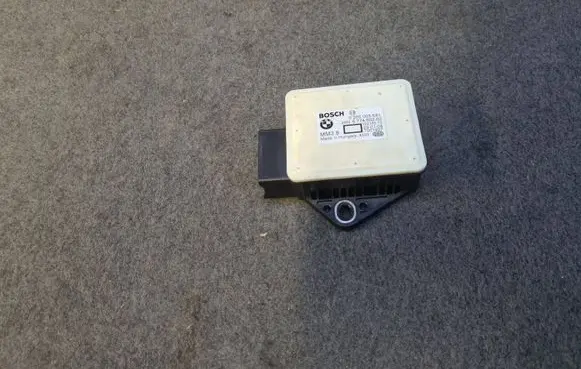 BMW 3 E90 E91 ESP (stability system) control unit 6774602 7001807 0265005681