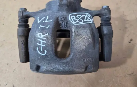 Toyota C-HR I Front brake caliper 