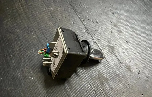 Mercedes-Benz E W212 Ignition lock A2189054701 1010759101