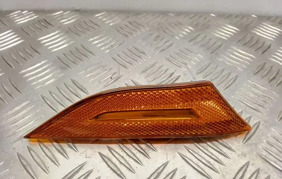 Porsche 911 991 Front fender indicator light 99163125804