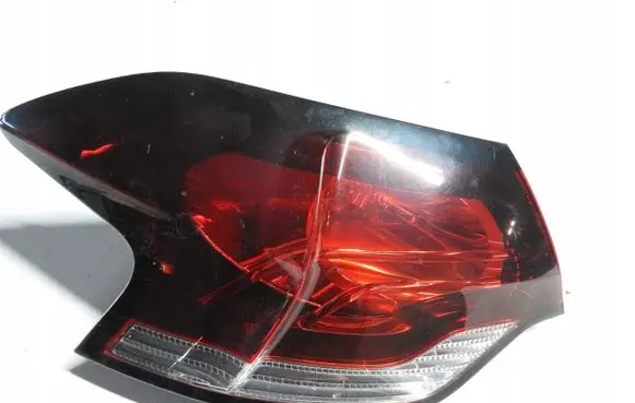 Peugeot 508 Rear/tail lights 9686944310