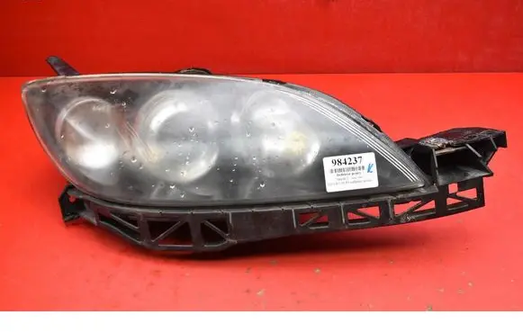 Mazda 3 I Headlight/headlamp P2951