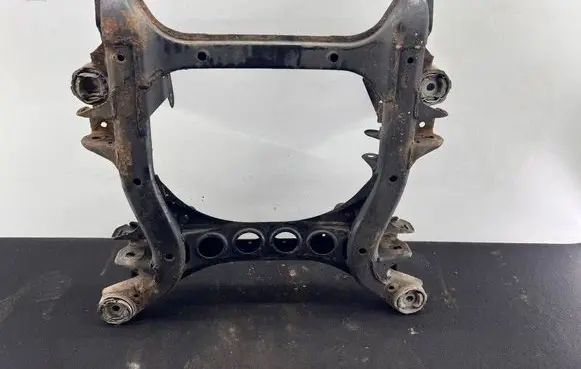 Audi Q7 4L Front subframe 7L0499030Q 3012587