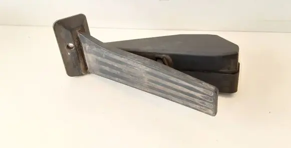 BMW 1 E81 E87 Accelerator throttle pedal 6793742 35426793742