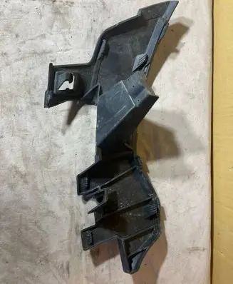 Land Rover Range Rover L460 Type LK Front bumper mounting bracket HY3217C863AA