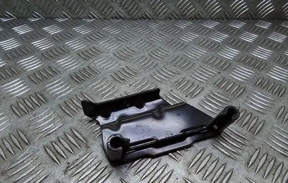 Other engine bay part