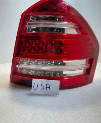 Mercedes-Benz GL X164 Rear/tail lights A164820364