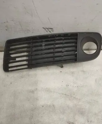 Front bumper lower grill