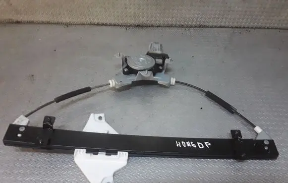 SsangYong Korando Front door window regulator with motor 98820CZ010