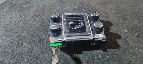 Volvo V60 Climate control unit 31288318