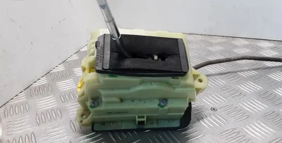 Mercedes-Benz E W212 Gear shifter/selector A2042678124