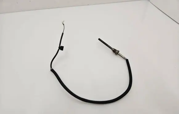 Mercedes-Benz Sprinter W907 W910 Exhaust gas temperature sensor A0009058804