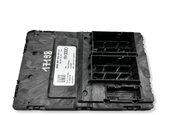 Audi Q7 4M Comfort/convenience module 8W0907063