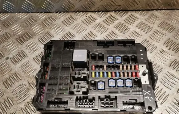 Jaguar XF X250 Fuse box set 9X2314B476AC